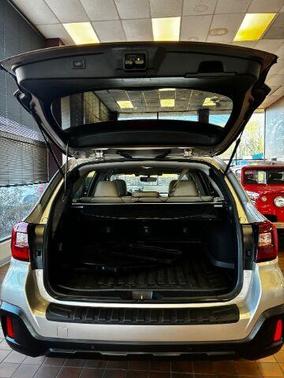 Tungsten Metallic 2018 Subaru Outback 2.5i Limited