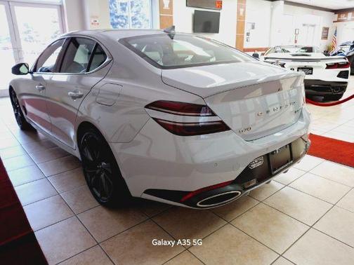 2022 Genesis G70 3.3T