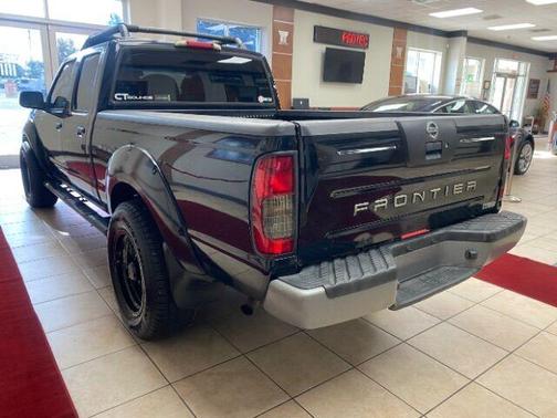 2004 Nissan Frontier XE-V6 Crew Cab