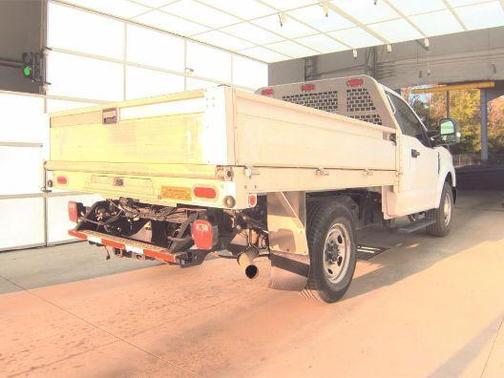 Oxford White 2022 Ford F-250 XL
