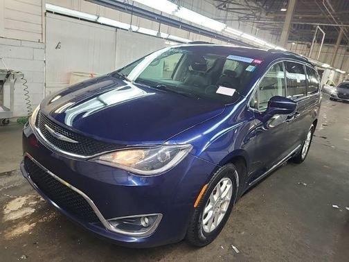 2020 Chrysler Pacifica Touring-L