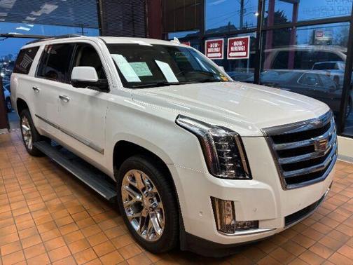 2017 Cadillac Escalade ESV Premium Luxury