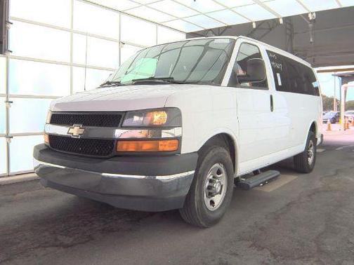 2017 Chevrolet Express 2500 LT