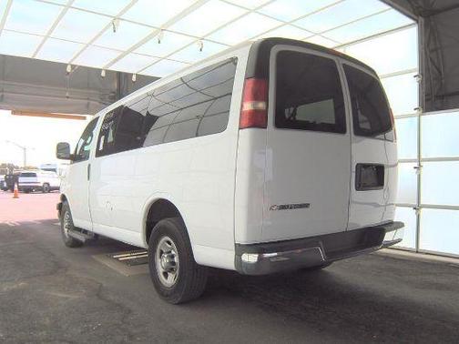 2017 Chevrolet Express 2500 LT