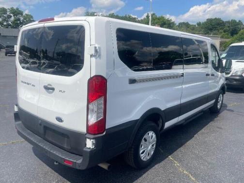 2022 Ford Transit-350 XLT