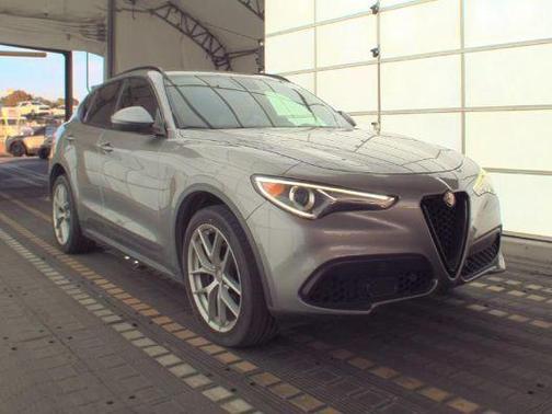 2018 Alfa Romeo Stelvio Ti