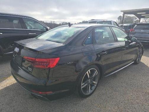 2017 Audi A4 2.0T Premium Plus