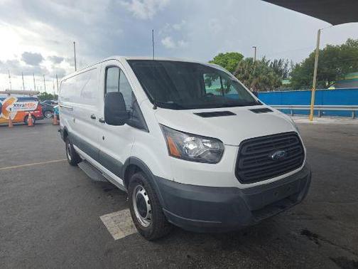 2017 Ford Transit-250 Base