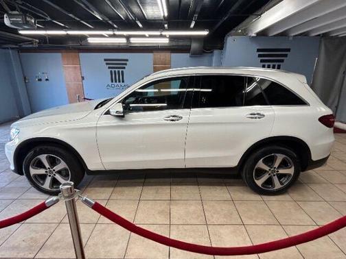 2018 Mercedes-Benz GLC 300 Base 4MATIC