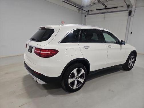 2018 Mercedes-Benz GLC 300 Base 4MATIC