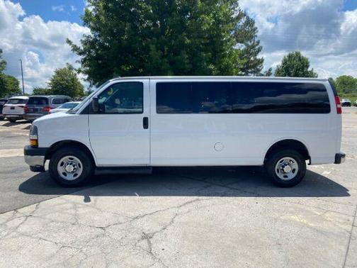 2020 Chevrolet Express 3500 LT