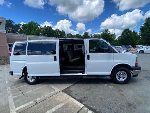 2020 Chevrolet Express 3500 LT