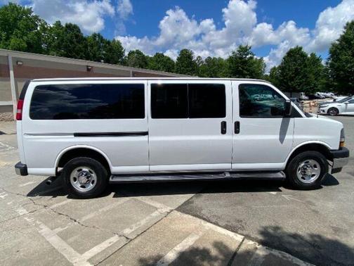 2020 Chevrolet Express 3500 LT
