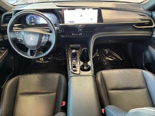 2025 Toyota Crown XLE