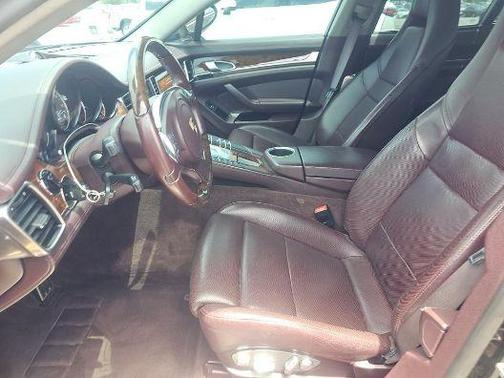 Amethyst Metallic 2012 Porsche Panamera 4S