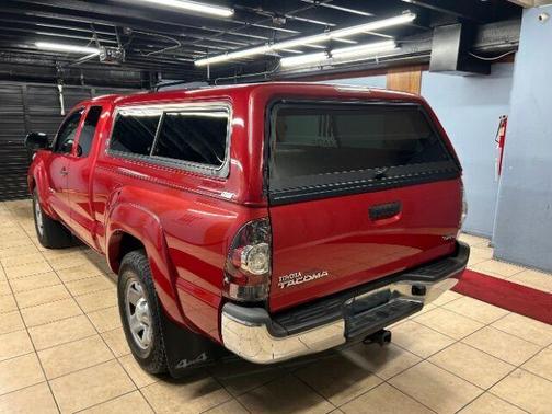 2012 Toyota Tacoma W/REAR DOORS