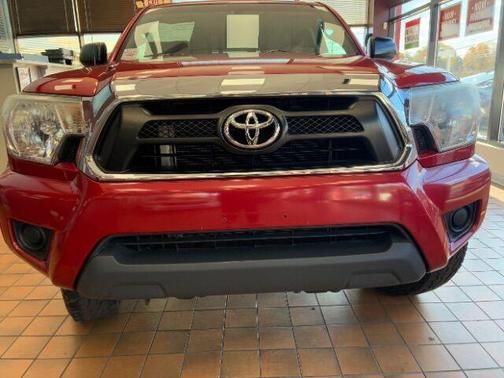 2012 Toyota Tacoma W/REAR DOORS