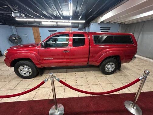 2012 Toyota Tacoma W/REAR DOORS