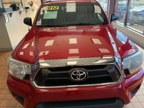 2012 Toyota Tacoma W/REAR DOORS