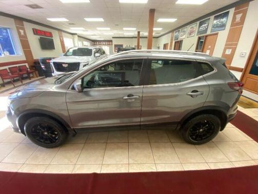 Gun Metallic 2021 Nissan Rogue Sport SV