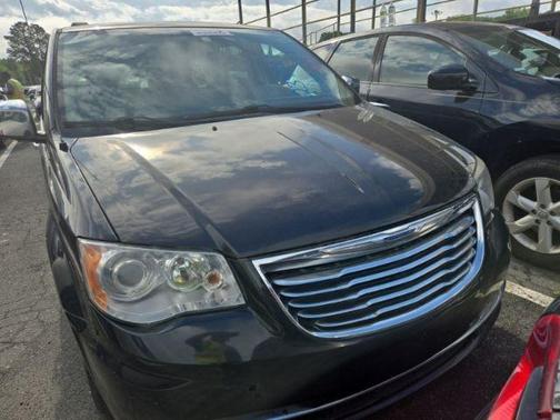 2016 Chrysler Town & Country Limited Platinum