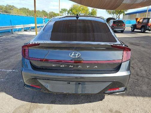 2021 Hyundai SONATA SEL