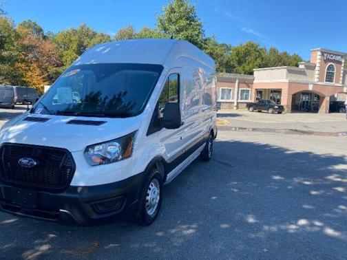 2022 Ford Transit-250 Base