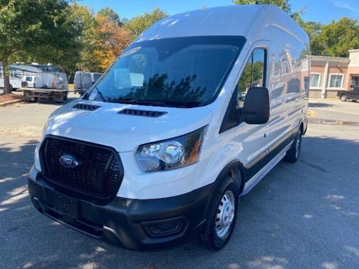 2022 Ford Transit-250 Base
