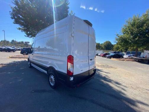 2022 Ford Transit-250 Base