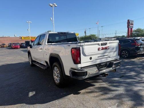 White Frost Tri-Coat 2021 GMC Sierra 2500 SLT