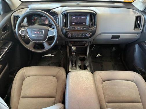 2022 GMC Canyon Elevation Standard