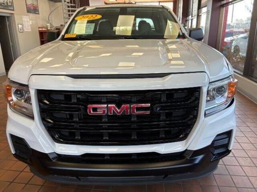 2022 GMC Canyon Elevation Standard