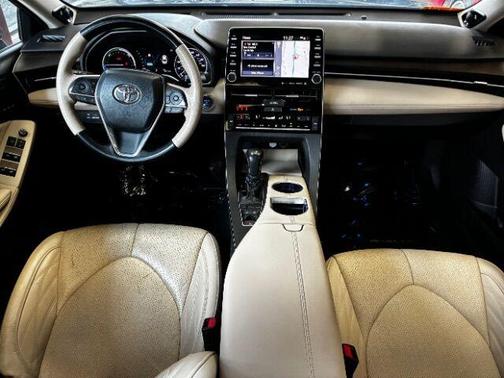 2020 Toyota Avalon Hybrid Limited