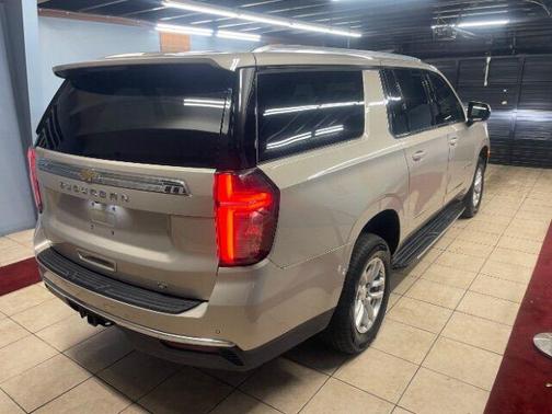 2021 Chevrolet Suburban LT