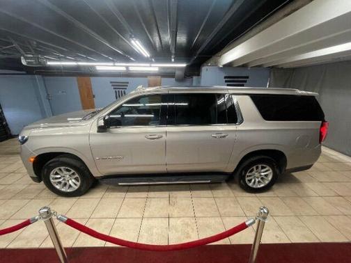 2021 Chevrolet Suburban LT