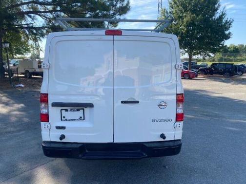 2018 Nissan NV Cargo NV2500 HD SV V6/SV V8