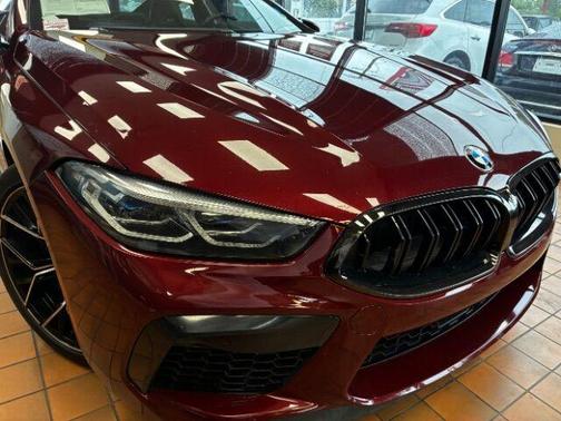 Individual Aventurin Red Metallic 2020 BMW M8 Competition