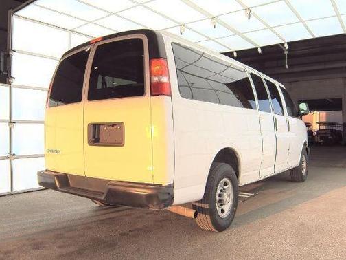 2022 Chevrolet Express 3500 LS