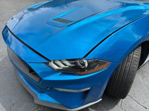 2020 Ford Mustang EcoBoost