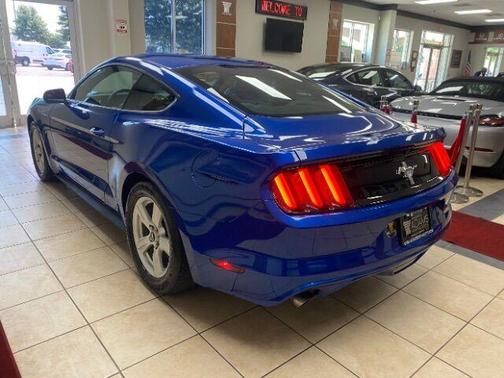 2017 Ford Mustang V6