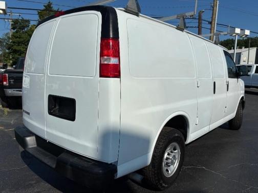 Summit White 2021 Chevrolet Express 3500 Work Van