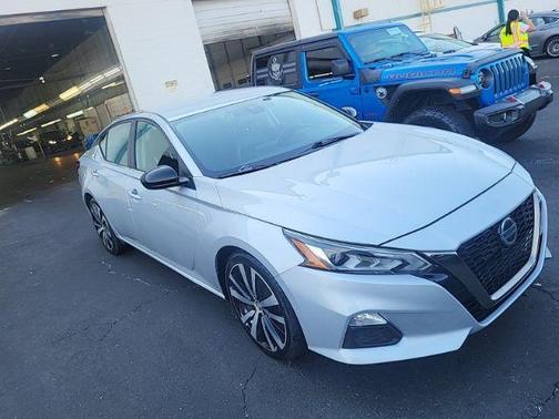 2021 Nissan Altima 2.5 SR