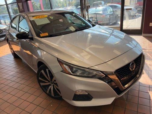2021 Nissan Altima 2.5 SR