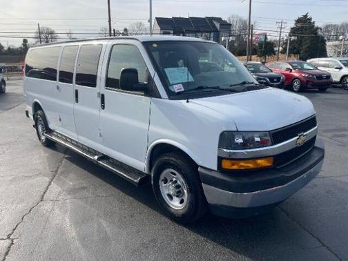 2020 Chevrolet Express 3500 LT