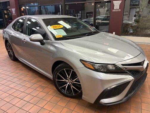 2021 Toyota Camry SE Nightshade