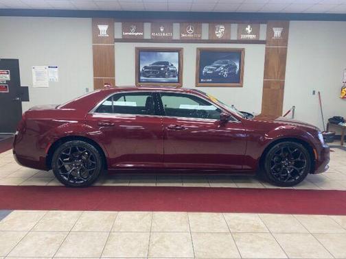 2016 Chrysler 300 Limited