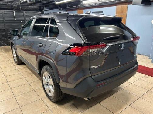 2021 Toyota RAV4 Hybrid LE