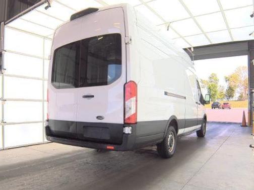 2021 Ford Transit-250 Base