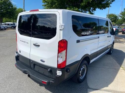 Oxford White 2016 Ford Transit-350 XL