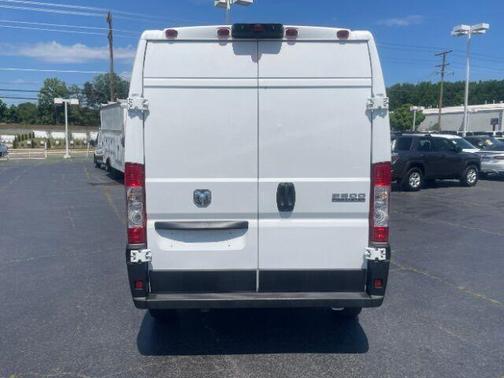 Bright White Clearcoat 2023 RAM ProMaster 2500 High Roof